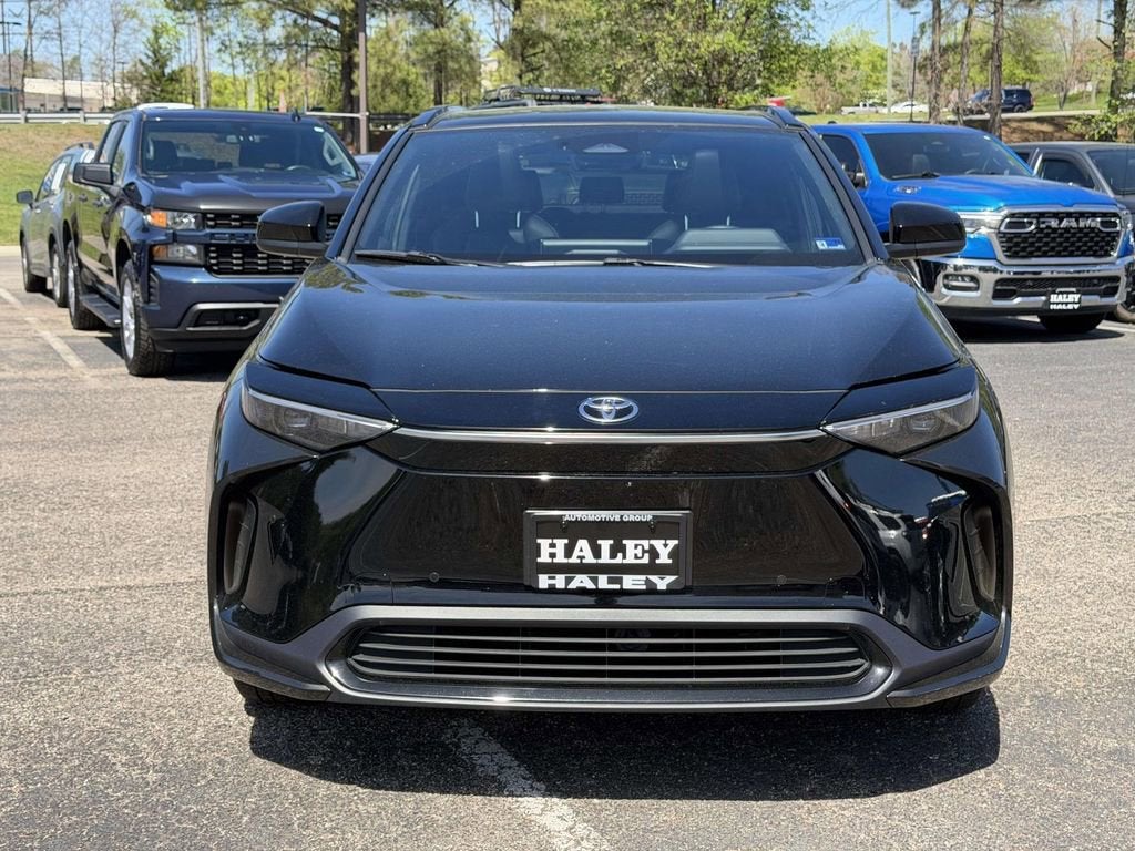 2025 Toyota bZ4X XLE