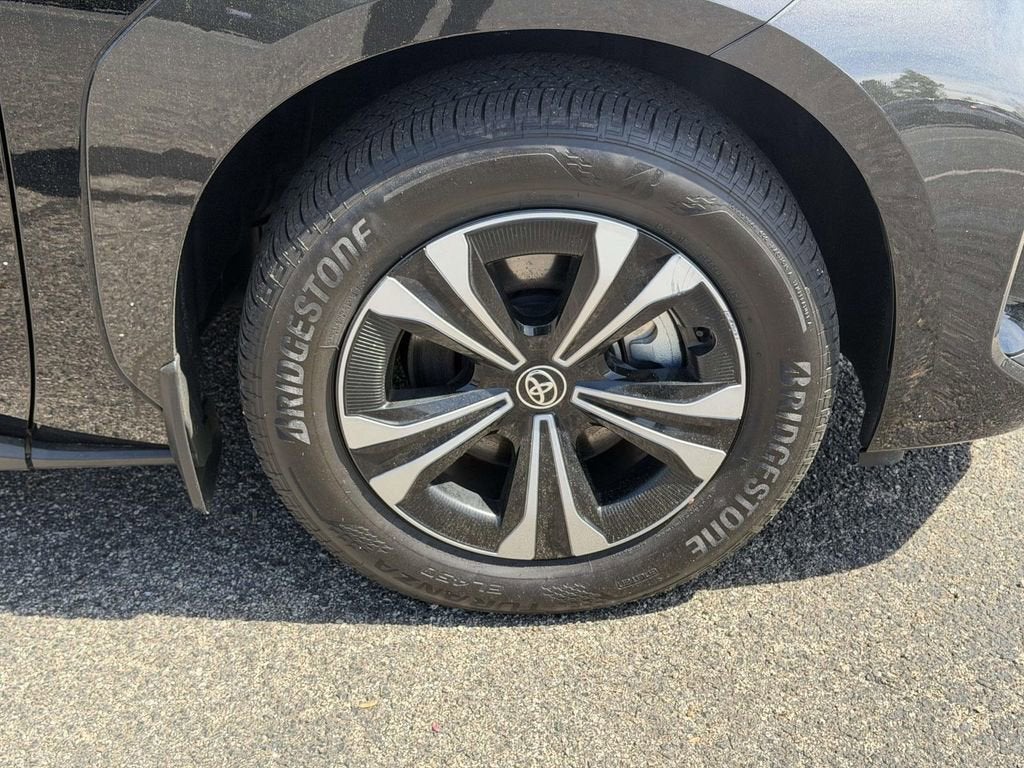 2025 Toyota bZ4X XLE