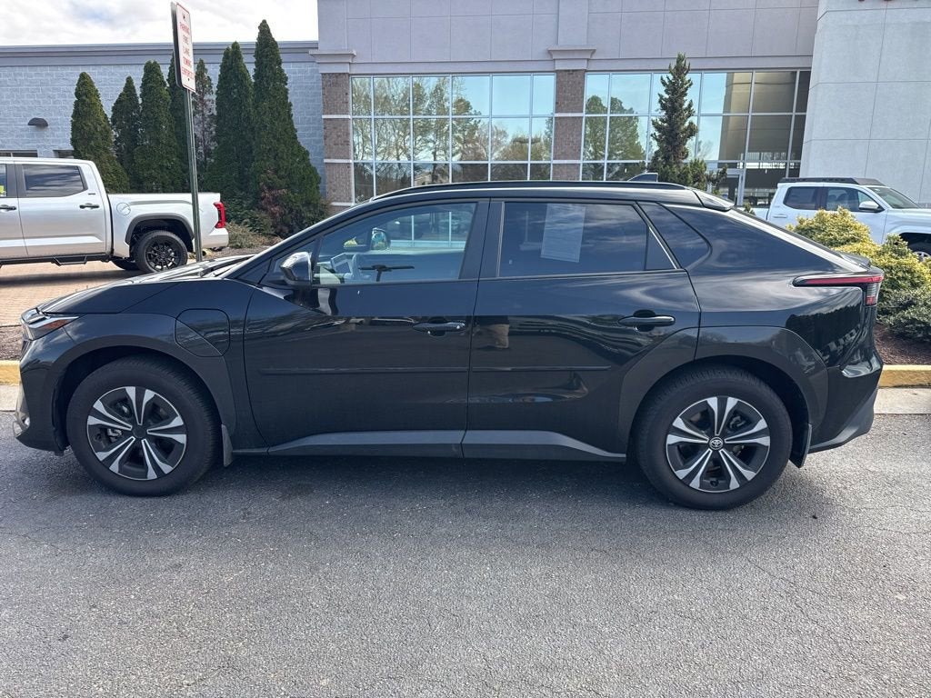 2025 Toyota bZ4X XLE