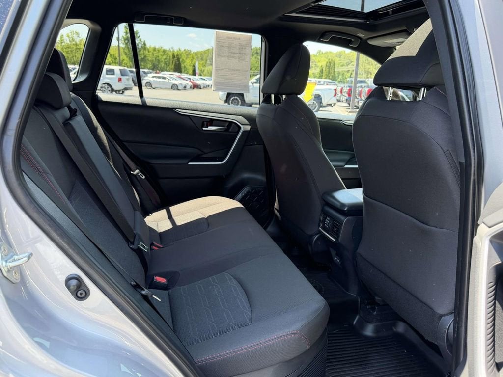 2025 Toyota RAV4 Plug-In Hybrid SE