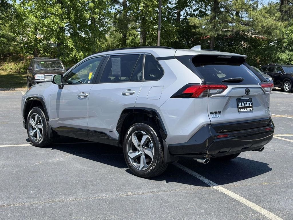 2025 Toyota RAV4 Plug-In Hybrid SE