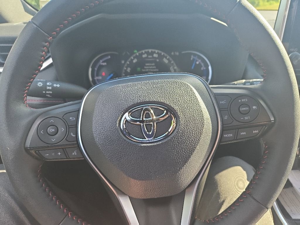 2025 Toyota RAV4 Plug-In Hybrid SE