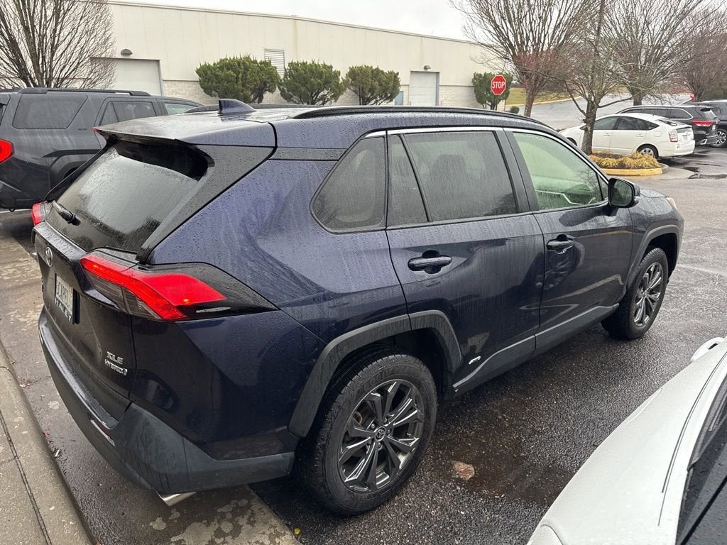 2022 Toyota RAV4 XLE Premium