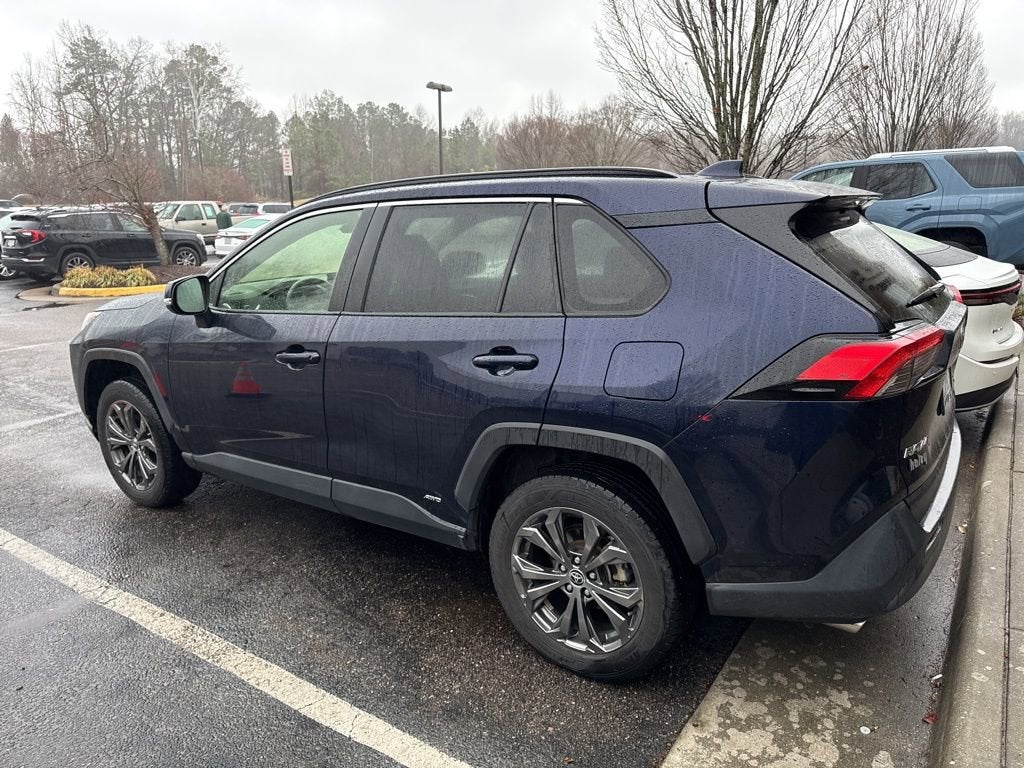 2022 Toyota RAV4 XLE Premium
