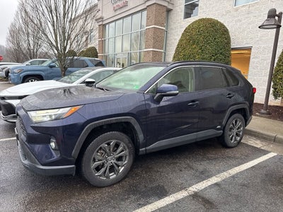 2022 Toyota RAV4 XLE Premium