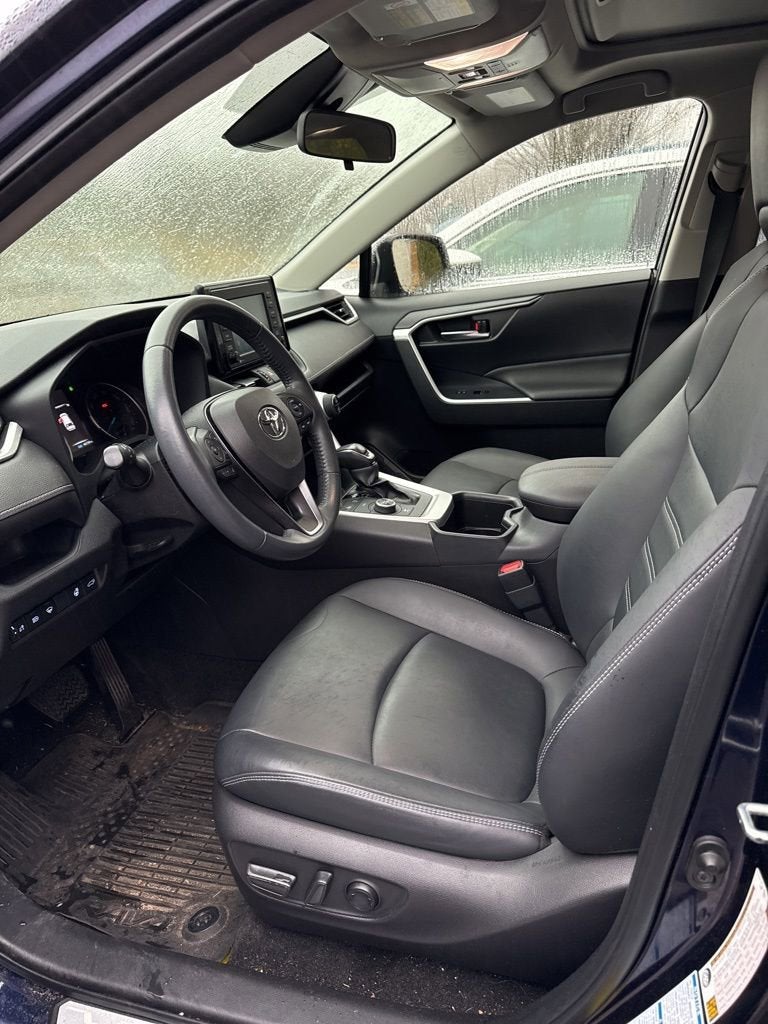 2022 Toyota RAV4 XLE Premium