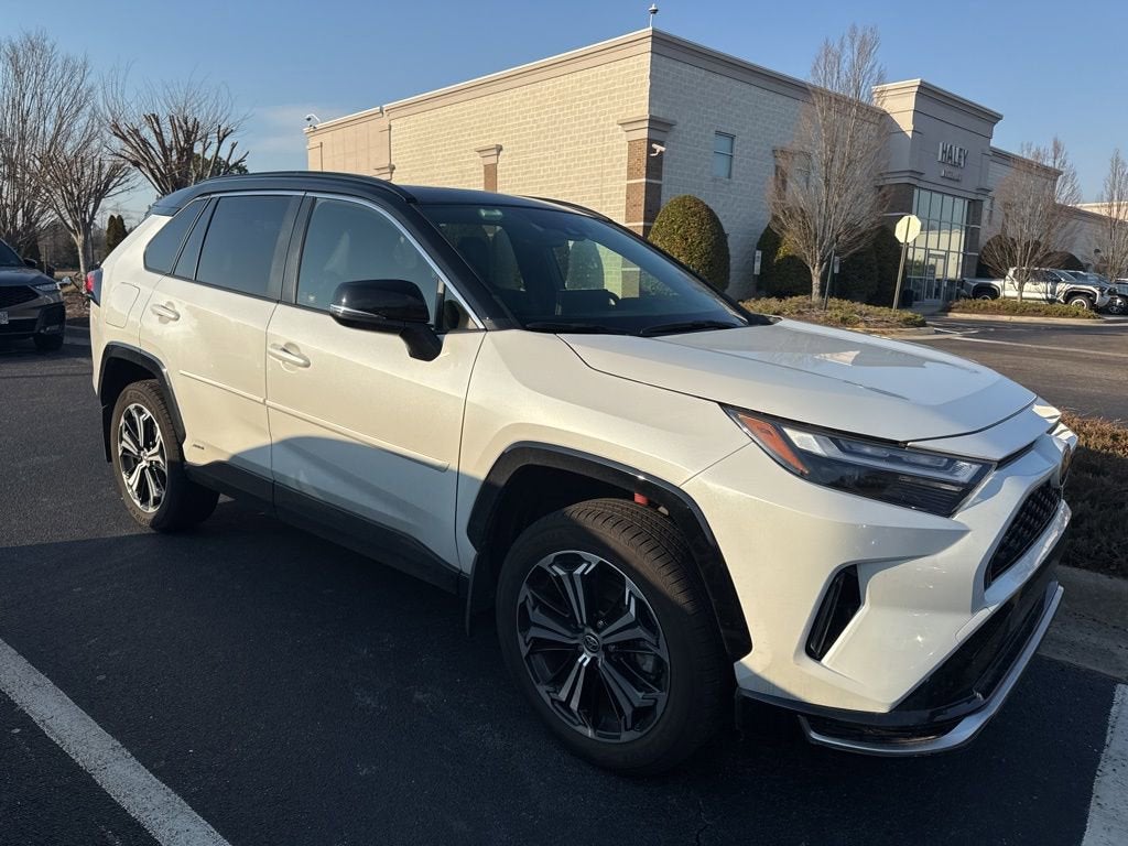 2025 Toyota RAV4 Plug-In Hybrid XSE