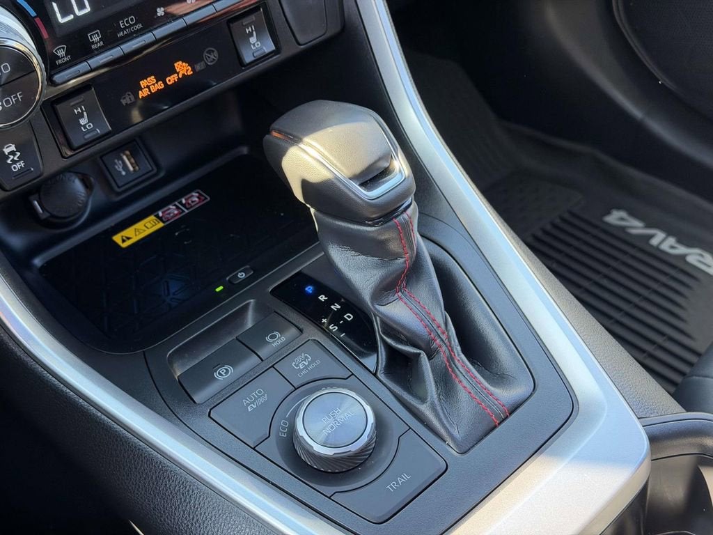 2025 Toyota RAV4 Plug-In Hybrid XSE