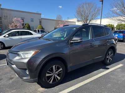 2017 Toyota RAV4 XLE