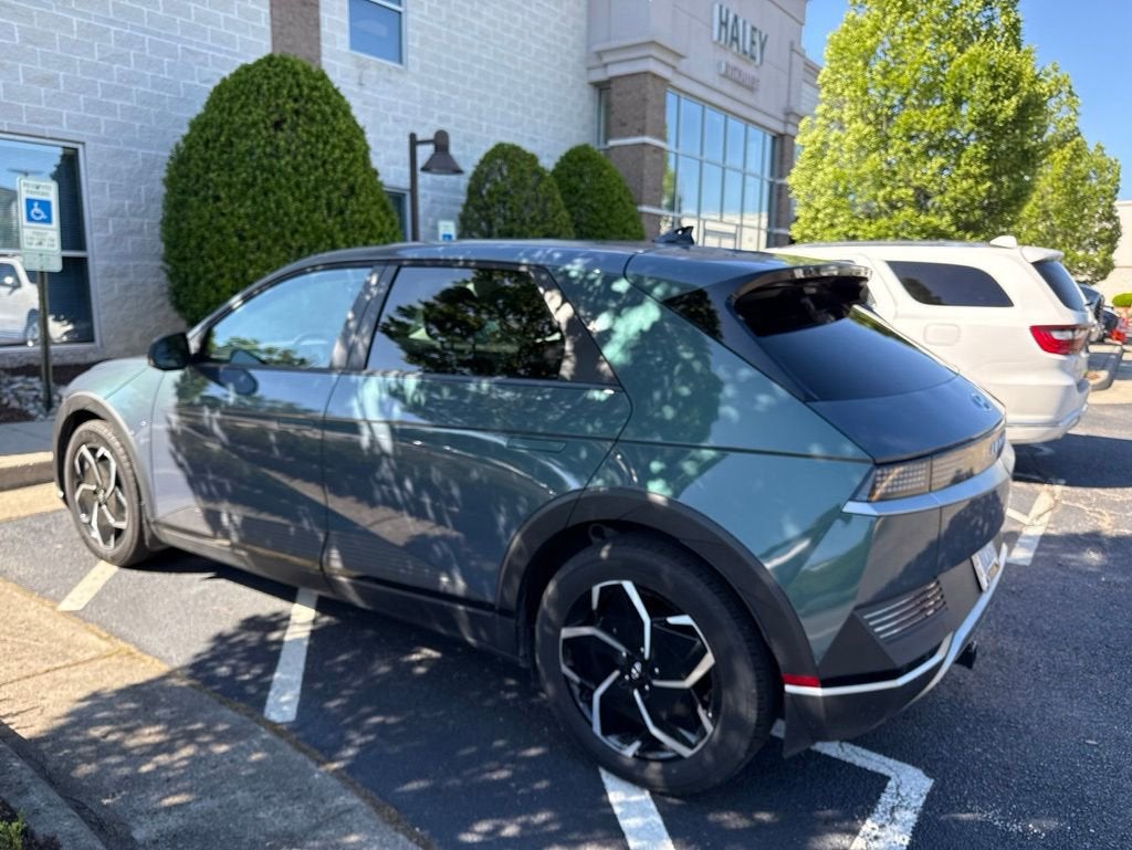 2024 Hyundai IONIQ 5 SE