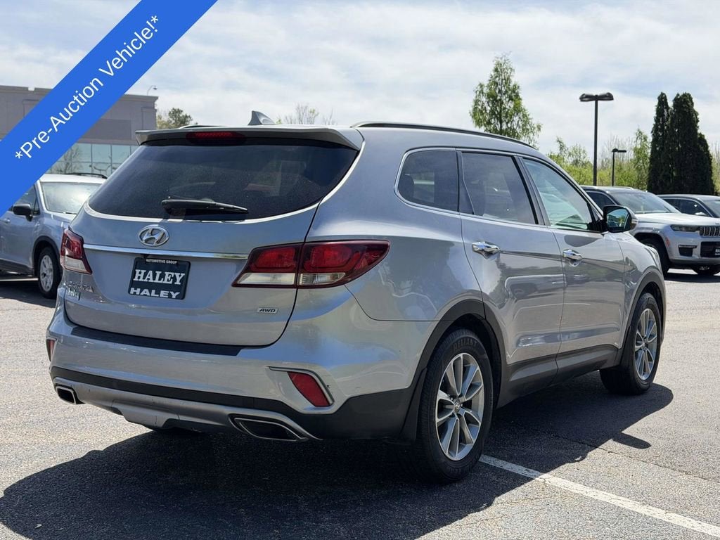 2018 Hyundai Santa Fe SE