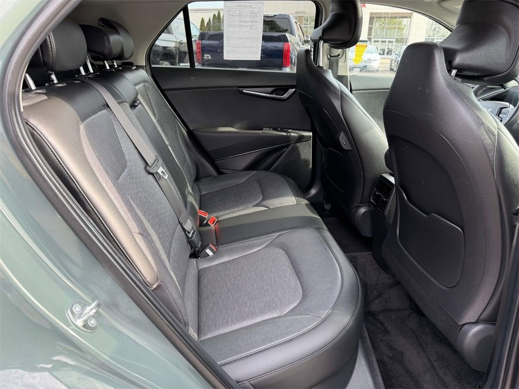 2024 Kia Niro Plug-In Hybrid SX