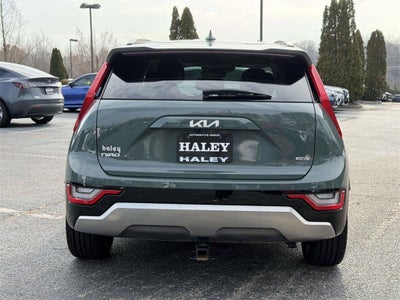 2024 Kia Niro Plug-In Hybrid SX