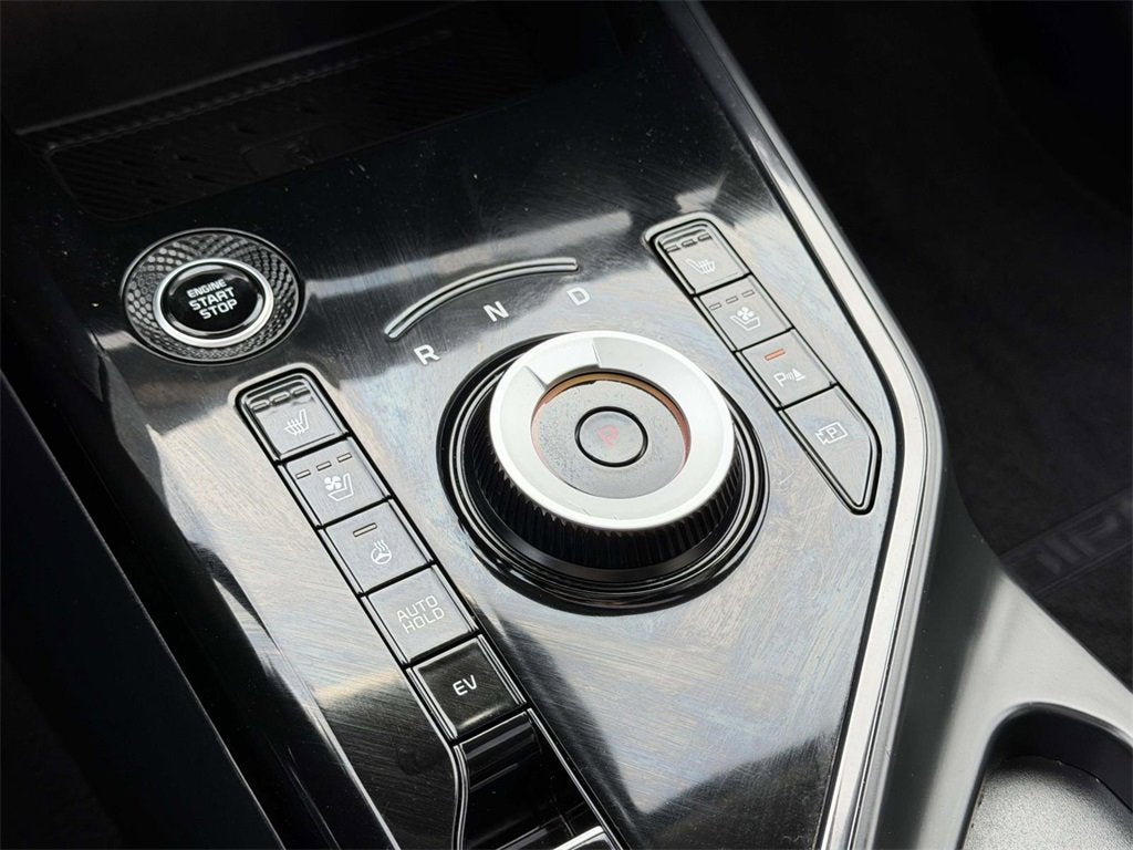 2024 Kia Niro Plug-In Hybrid SX