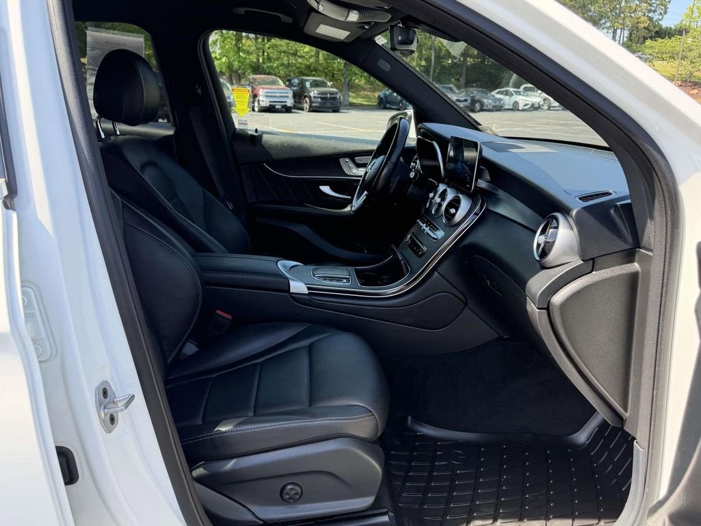 2021 Mercedes-Benz GLC GLC 300
