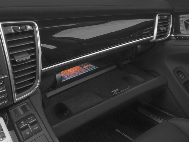 2016 Porsche Panamera 4