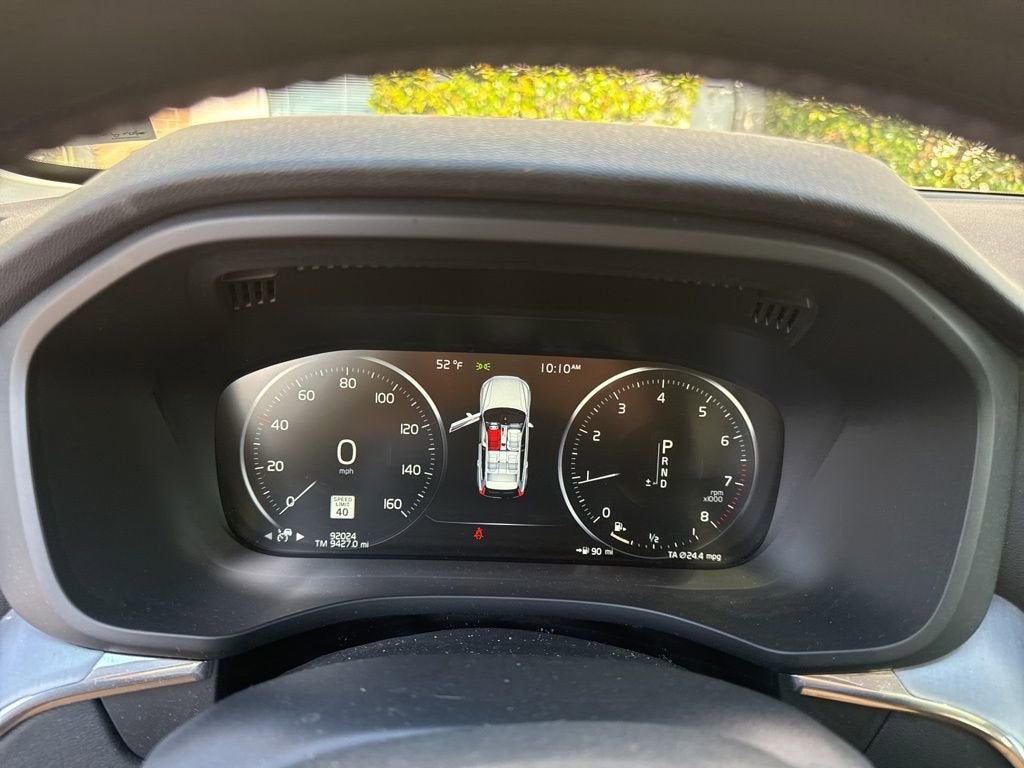 2020 Volvo XC60 T5 Momentum