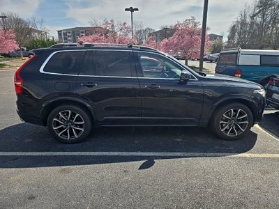 2016 Volvo XC90 T6 Momentum