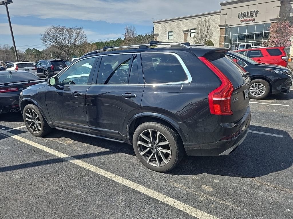 2016 Volvo XC90 T6 Momentum
