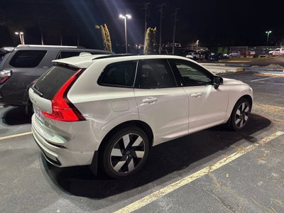 2024 Volvo XC60 Recharge Plug-In Hybrid T8 Plus Dark Theme