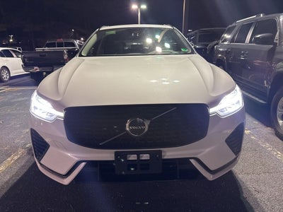 2024 Volvo XC60 Recharge Plug-In Hybrid T8 Plus Dark Theme