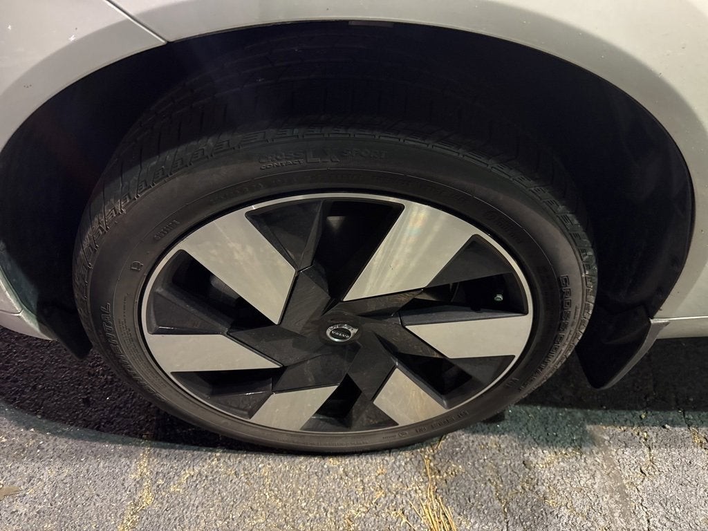 2024 Volvo XC60 Recharge Plug-In Hybrid T8 Plus Dark Theme