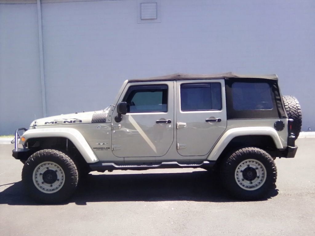 2017 Jeep Wrangler Unlimited Unlimited Sahara