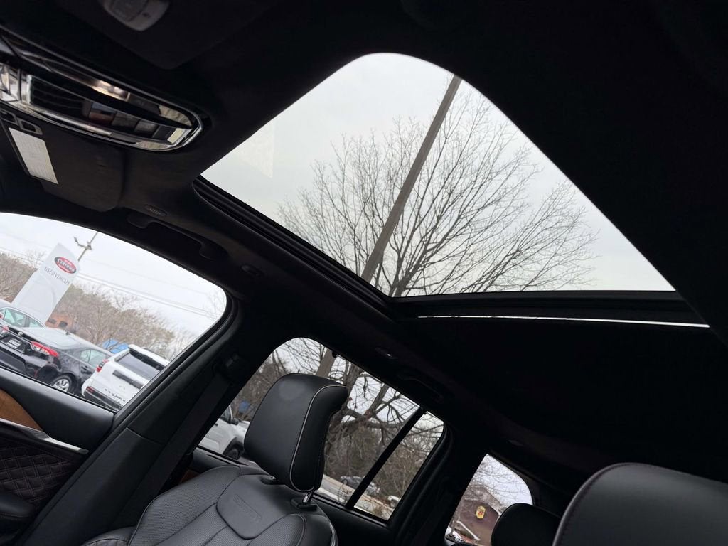 2023 Jeep Grand Cherokee Summit