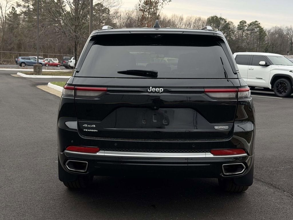 2023 Jeep Grand Cherokee Summit