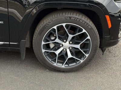 2023 Jeep Grand Cherokee Summit