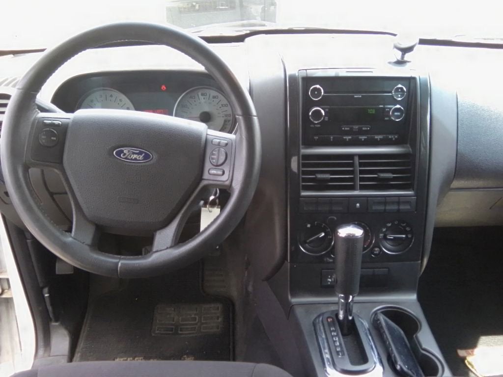 2010 Ford Explorer Sport Trac XLT