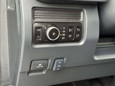 2025 Ford Super Duty F-350 SRW Platinum