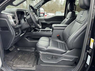 2025 Ford Super Duty F-350 SRW Platinum