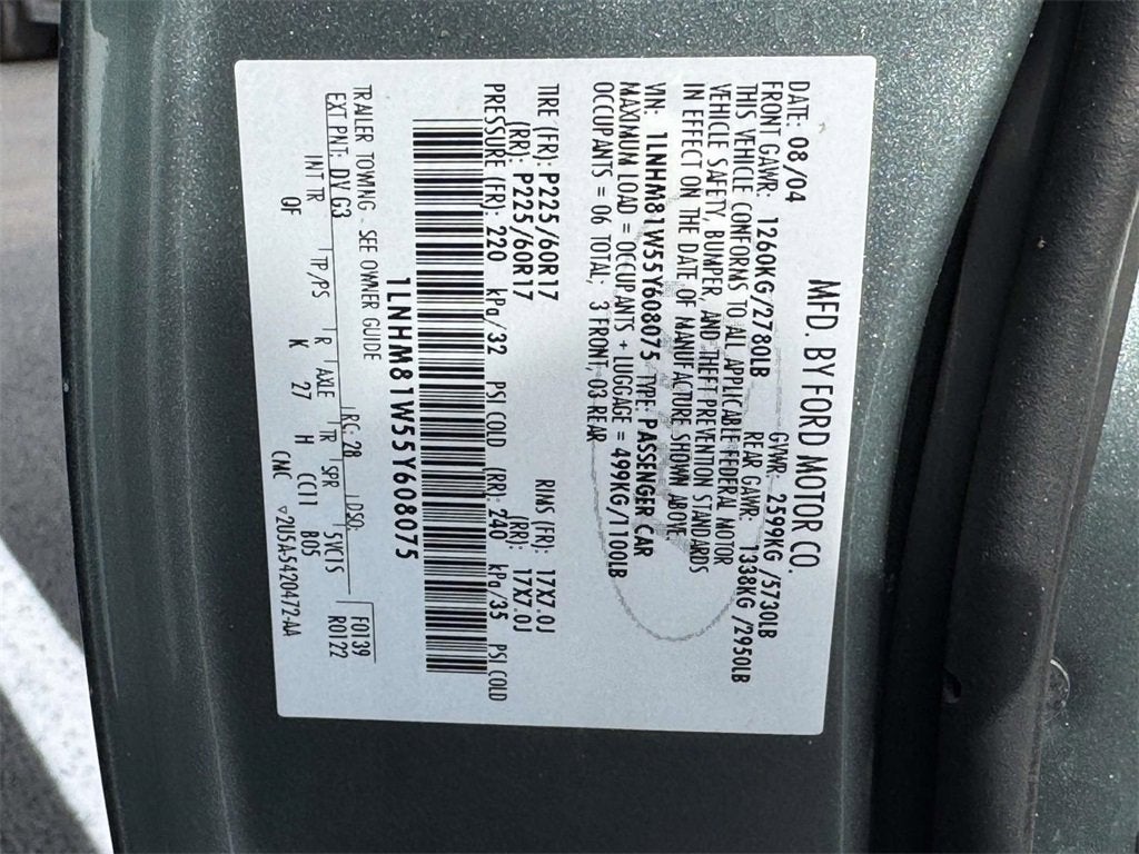 2005 Lincoln Town Car Signature