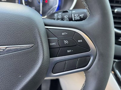 2024 Chrysler Voyager LX