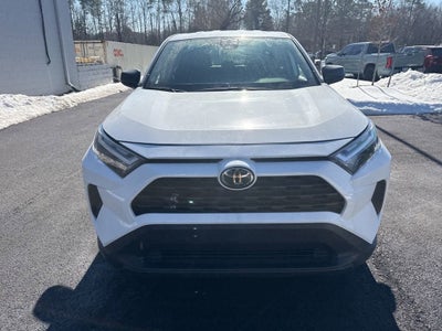 2025 Toyota RAV4 LE