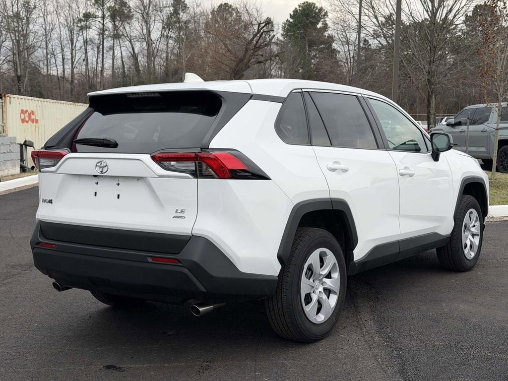 2025 Toyota RAV4 LE