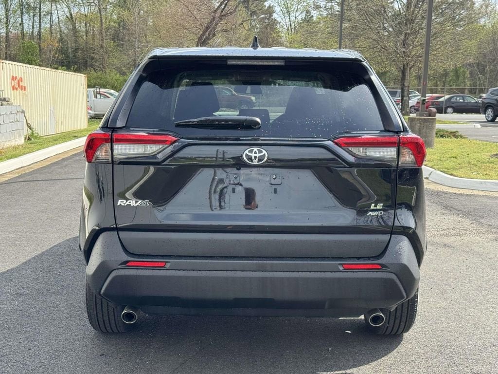 2024 Toyota RAV4 LE