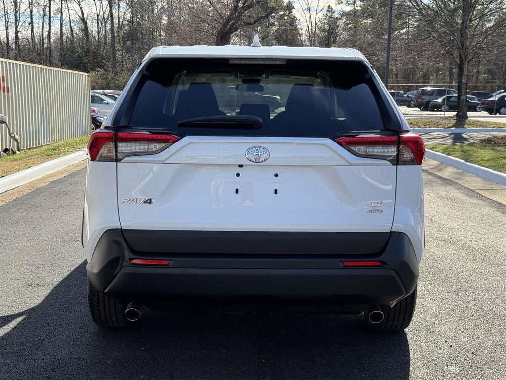 2025 Toyota RAV4 LE