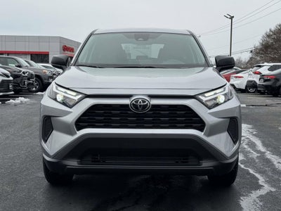 2025 Toyota RAV4 LE