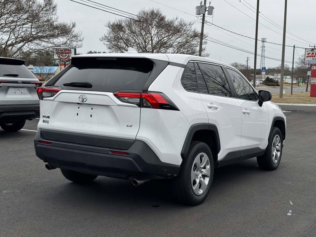 2023 Toyota RAV4 LE