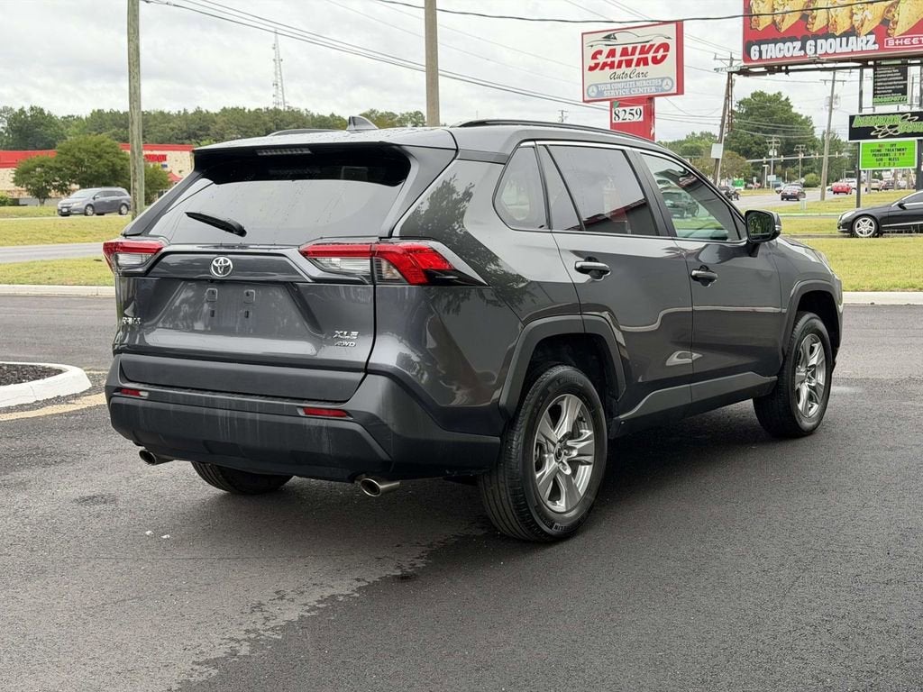 2024 Toyota RAV4 XLE