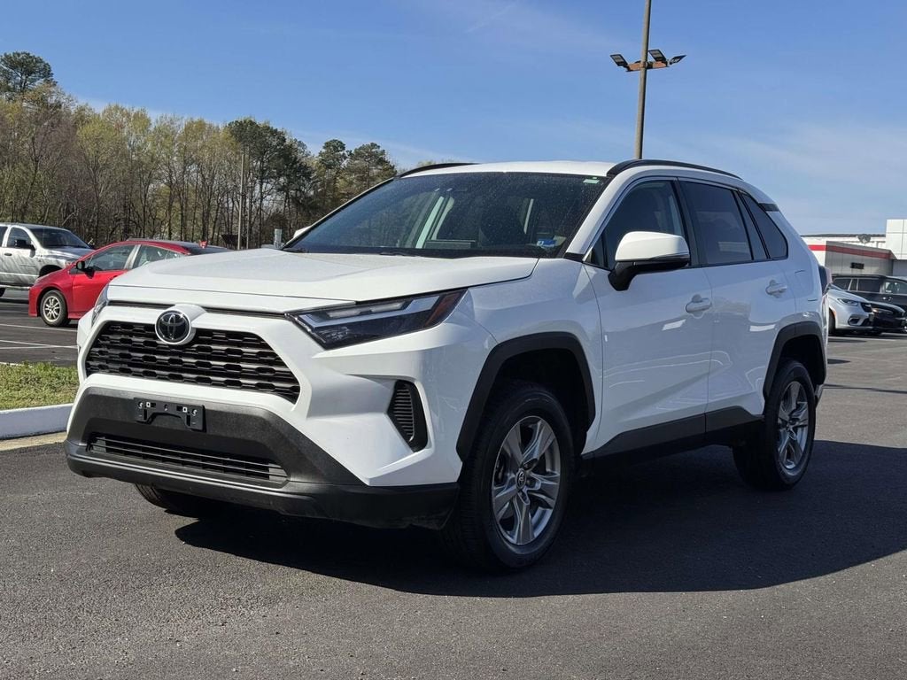 2024 Toyota RAV4 XLE