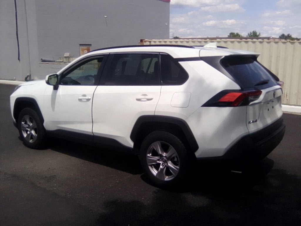 2025 Toyota RAV4 XLE