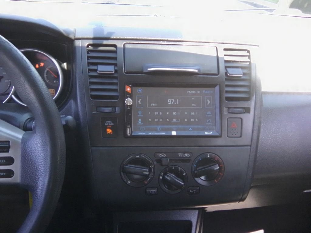 2012 Nissan Versa 1.8 S