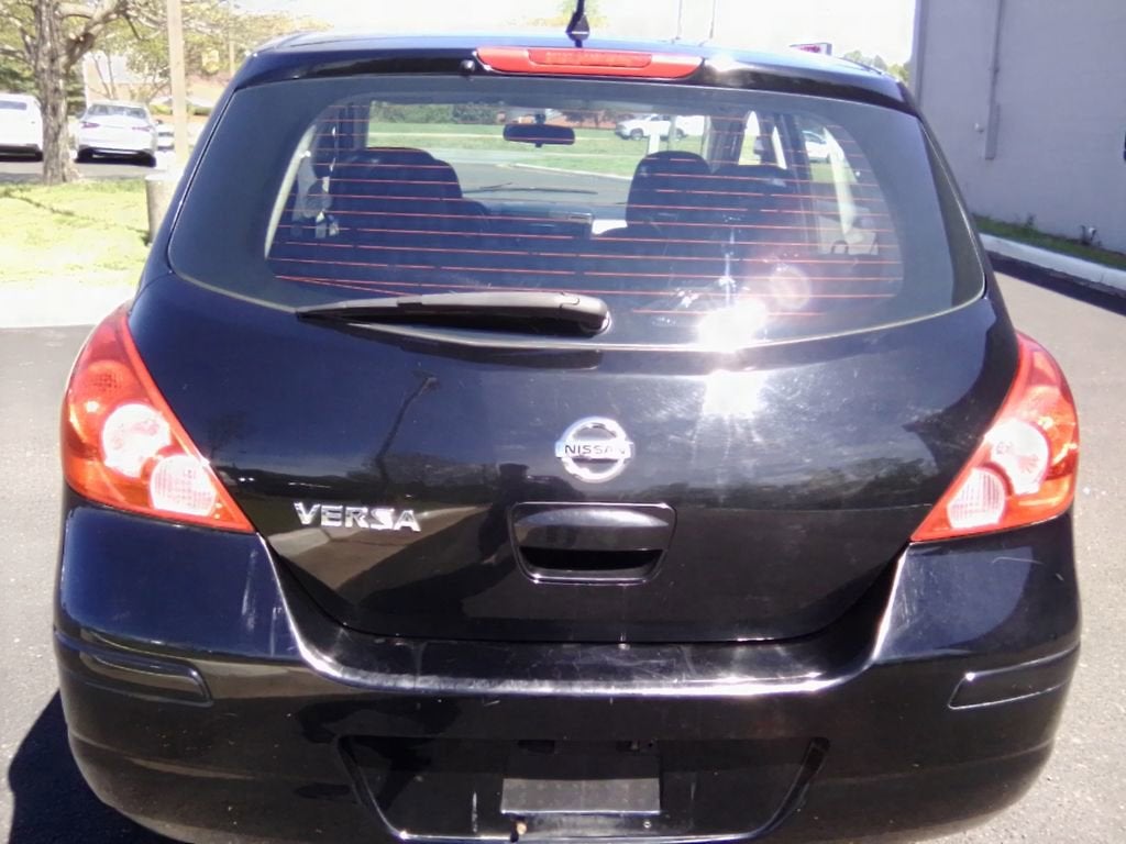2012 Nissan Versa 1.8 S