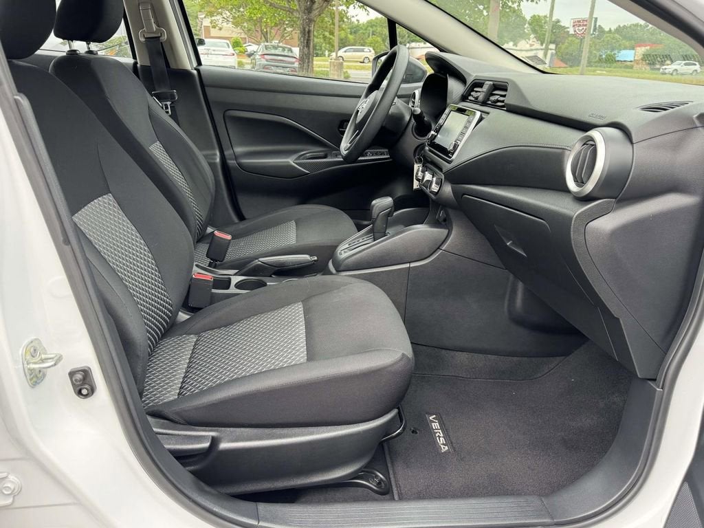 2023 Nissan Versa 1.6 S