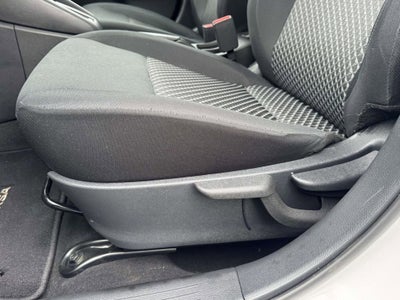 2023 Nissan Versa 1.6 S