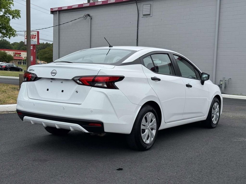 2023 Nissan Versa 1.6 S