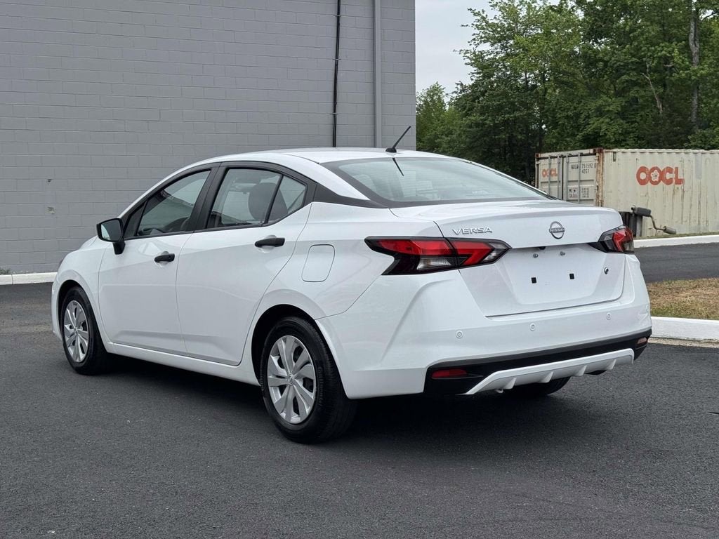 2023 Nissan Versa 1.6 S